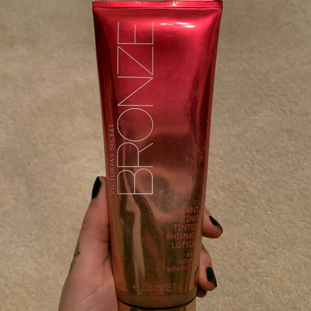 Victoria's Secret Bronze Instant Bronzing Tinted Shimmer Lotion